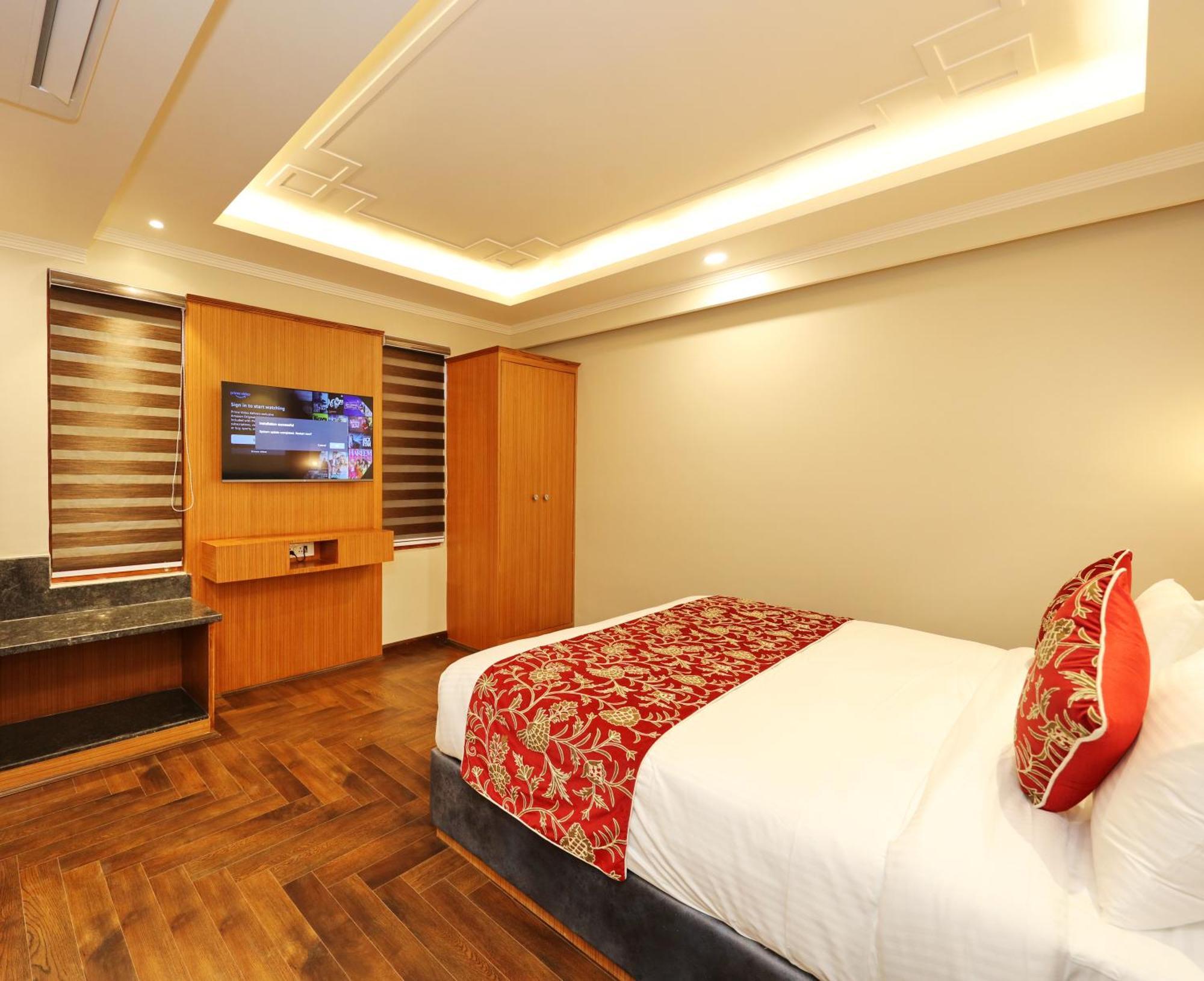Hotel Blanco Σριναγκάρ Εξωτερικό φωτογραφία